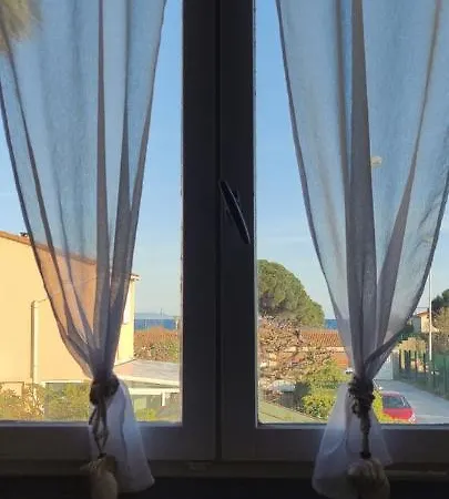 Cote Plage, Apercu Mer, Proche Aeroport, Climatisees Et Parking Gratuit Hyeres
